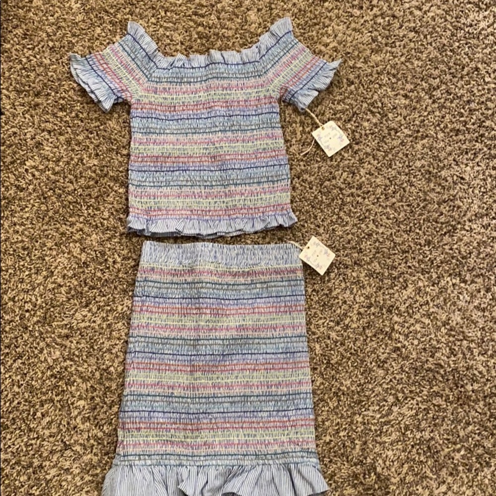 Shirt and skirt set